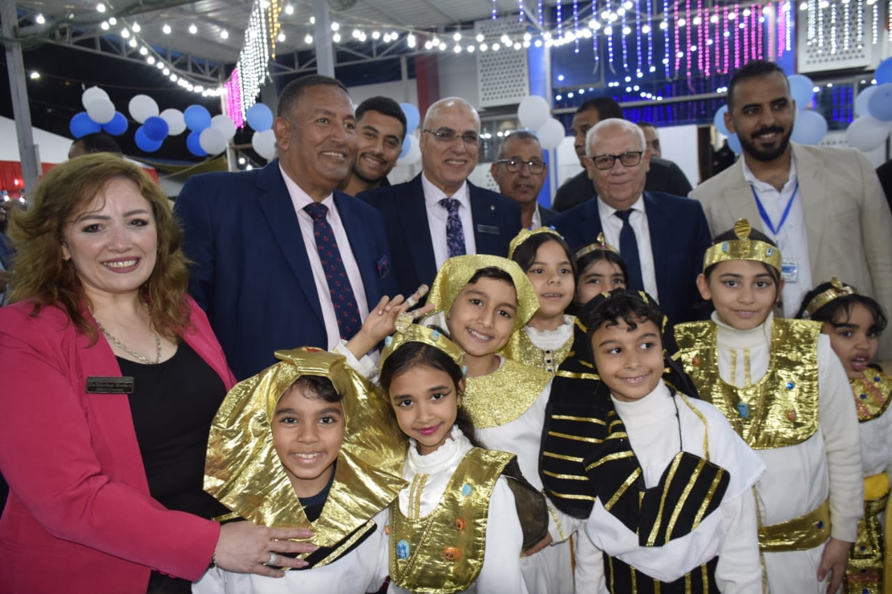 " الإفطار الرمضاني لنزلاء دور الأيتام والمسنين بمدرسة السيف بحضور اللواء عادل الغضبان محافظ بورسعيد 2024"